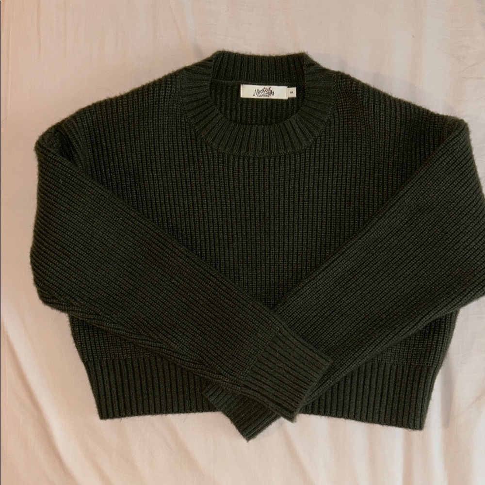 Elegant Dark Green Ribbed Sweater